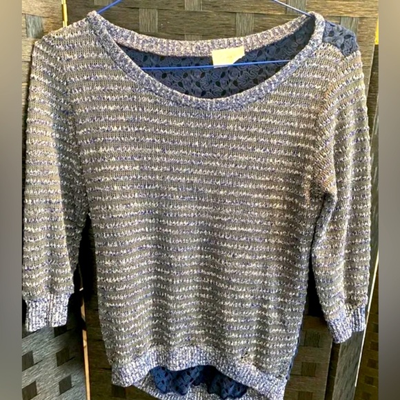 Crystal K Tops - Women’s Crocheted/Knitted Top Size M    Navy Blue Gray